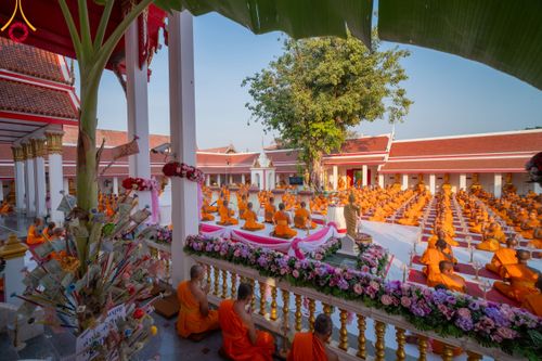 ภาพ No.112147:พิธีจุดประทีปถวายเป็นพุทธบูชา และบูชาธรรมมหาปูชนียาจารย์ พระมงคลเทพมุนี(สด จนฺทสโร) ในโครงการธรรมยาตรา กตัญญูบูชา มหาปูชนียาจารย์ พระมงคลเทพมุนี(สด จนฺทสโร) พระผู้ปราบมาร อนุสรณ์สถาน 7 แห่ง ปีที่ 12 วันที่ 14 มกราคม พ.ศ. 2567 ณ วัดสองพี่น้อง อ.สองพี่น้อง