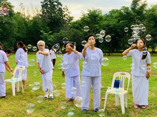 ภาพ No.155822:โครงการ อุบาสกแก้ว อุบาสิกาแก้ว รุ่นที่ 3 ตัวแทนทอดกฐินสามัคคีทั่วไทย 30,000 วัด ระหว่างวันที่ 20-22 กันยายน พ.ศ. 2567 ณ ศูนย์ปฏิบัติธรรมและศูนย์อบรมเยาวชนเพชรบุรี ตำบลท่าแลง อำเภอท่ายาง จังหวัดเพชรบุรี