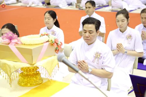 ภาพ No.236323:วันที่ 3 สิงหาคม พ.ศ. 2568 พิธีถวายมหาสังฆทานคณะสงฆ์ 2,000 กว่าวัดทั่วประเทศ ปีที่ 25 , พิธีถวายไทยธรรมคณะสงฆ์ 323 วัด 4 จังหวัดชายแดนภาคใต้ ณ วัดพระธรรมกาย