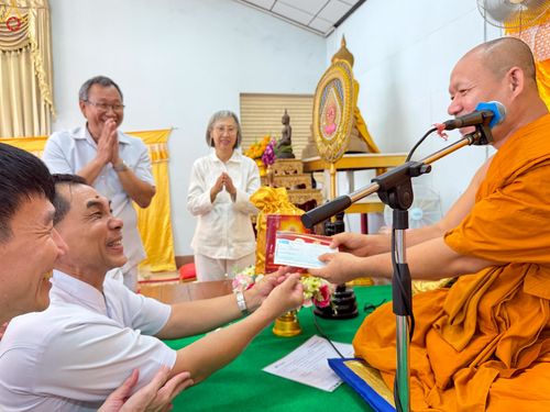 ภาพ No.252160:วันที่ 11 ตุลาคม พ.ศ. 2568 พิธีทอดกฐินสามัคคีทั่วไทย 30,000 วัด โดยคณะศิษยานุศิษย์ บูชาธรรม 81 ปี หลวงพ่อธัมมชโย ณ วัดกลางทุมมาวาส อ.พนัสนิคม จ.ชลบุรี