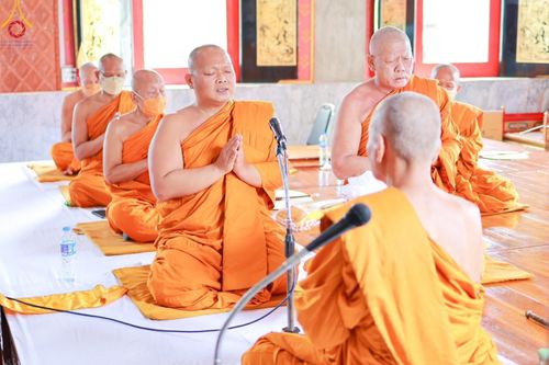 ภาพ No.172432:พิธีทอดกฐิน ณ วัดโพธิ์เรียง แขวงบ้านช่างหล่อ เขตบางกอกน้อย กรุงเทพฯ ในโครงการกฐินสามัคคีทั่วไทย 30,000 วัด บูชาธรรม 80 ปี หลวงพ่อธัมมชโย โดยคณะศิษยานุศิษย์วัดพระธรรมกาย วันที่ 20 ตุลาคม พ.ศ. 2567