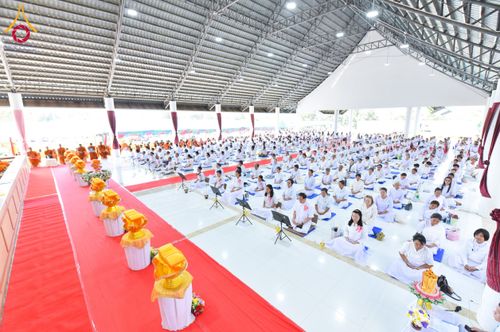 ภาพ No.174206:พิธีทอดกฐินสามัคคีสร้างทุกสิ่ง ปีที่ 8 ณ ธุดงคสถานอำนาจเจริญ ในโครงการกฐินสามัคคีทั่วไทย 30,000 วัด บูชาธรรม 80 ปี หลวงพ่อธัมมชโย โดยคณะศิษยานุศิษย์วัดพระธรรมกาย วันที่ 10 พฤศจิกายน พ.ศ. 2567