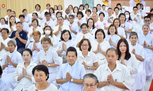 ภาพ No.230052:วันพฤหัสบดีที่ 26 มิถุนายน พ.ศ. 2568 พิธีทอดผ้าป่าฉลองอาคารชุดศูนย์ปฏิบัติธรรมน้ำใสใจสว่าง น้อมบูชาธรรมอายุวัฒนะมงคล 81 ปี หลวงพ่อธัมมชโย ณ ศูนย์ปฏิบัติธรรมน้ำใสใจสว่าง เขตบางกอกน้อย กรุงเทพมหานคร