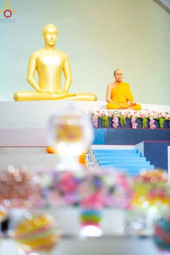 ภาพ No.159135:พิธีบูชาข้าวพระ ในวันอาทิตย์ต้นเดือน วันที่ 6 ตุลาคม พ.ศ. 2567 ณ สภาธรรมกายสากล วัดพระธรรมกาย