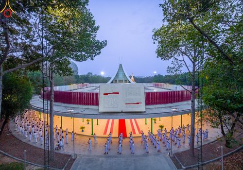 ภาพ No.112263:พิธีบรรพชาอุปสมบท โครงการอุปสมบทหมู่บูชาธรรม 115 ปี คุณยายอาจารย์ฯ, โครงการอุปสมบทหมู่ธรรมทายาท ระดับอุดมศึกษา รุ่นที่ 50 ภาคฤดูหนาว ณ โบสถ์พระไตรปิฎก วัดพระธรรมกาย จ.ปทุมธานี วันเสาร์ที่ 13 มกราคม พ.ศ. 2567