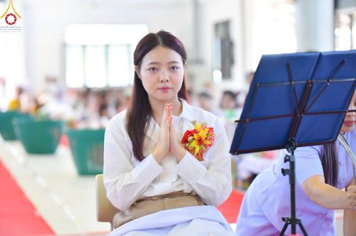 ภาพ No.217536:วันอาทิตย์ที่ 13 เมษายน พ.ศ. 2568 พิธีตักบาตรฉลองสามเณรใหม่ ศูนย์ปฏิบัติธรรมเขาคิชฌกูฏ โครงการบรรพชาสามเณรภาคฤดูร้อน