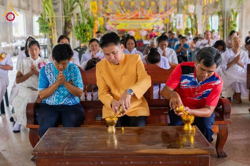 ภาพ No.178263:พิธีทอดกฐิน ณ วัดหนองไผ่ ต.โพธิ์ทอง อ.ปางศิลาทอง จ.กำแพงเพชร ในโครงการทอดกฐินสามัคคีทั่วไทย 30,000 วัด บูชาธรรม 80 ปี หลวงพ่อธัมมชโย โดยคณะศิษยานุศิษย์วัดพระธรรมกาย วันที่ 6 พฤศจิกายน พ.ศ. 2567