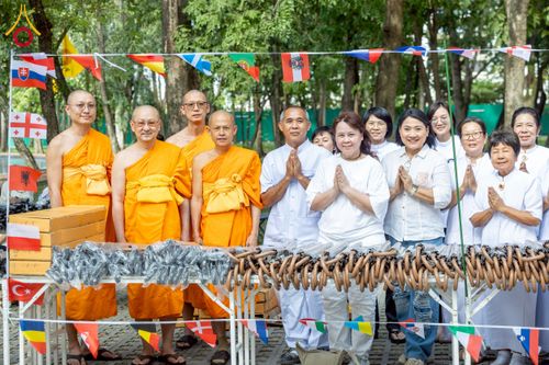 ภาพ No.233121:วันที่ 11 กรกฏาคม พ.ศ. 2568 พิธีอธิษฐานพรรษา ของคณะสงฆ์ ณ โบสถ์พระไตรปิฎก วัดพระธรรมกาย ต.คลองสาม อ.คลองหลวง จ.ปทุมธานี