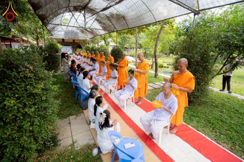 ภาพ No.278349:วันศุกร์ที่ 5 ธันวาคม พ.ศ. 2568 (วันพ่อแห่งชาติ) พิธีบรรพชาอุปสมบทหมู่ธรรมทายาท จำนวน 16 รูป โครงการบรรพชาอุปสมบทหมู่ รุ่นบูชาธรรมมหาปูชนียาจารย์ ประจำปี 2568  ณ ศูนย์ปฏิบัติธรรมและอบรมเยาวชนพระนครศรีอยุธยา จ.พระนครศรีอยุธยา