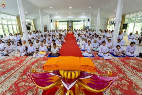 ภาพ No.262928:วันที่ 22 ตุลาคม พ.ศ. 2568 พิธีทอดกฐินสามัคคีทั่วไทย 30,000 วัด โดยคณะศิษยานุศิษย์ บูชาธรรม 81 ปี หลวงพ่อธัมมชโย ณ ธุดงคสถานทรงธรรมกำแพงเพชร ต.ทรงธรรม อ.เมือง จ.กำแพงเพชร