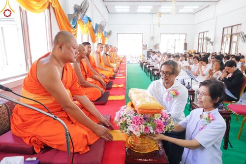 ภาพ No.114707:พิธีทอดผ้าป่าทำนุบำรุงศาสนสถาน ณ วัดปรางค์หลวง ต.บางม่วง อ.บางใหญ่ จ.นนทบุรี วันที่ 18 มกราคม พ.ศ. 2567