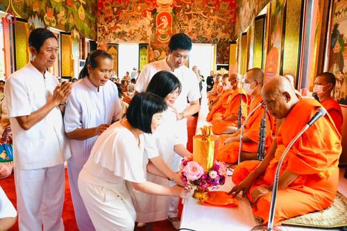 ภาพ No.167965:พิธีทอดกฐิน ณ วัดแคนอก จ.นนทบุรี ในโครงการกฐินสามัคคีทั่วไทย 30,000 วัด บูชาธรรม 80 ปี หลวงพ่อธัมมชโย โดยคณะศิษยานุศิษย์วัดพระธรรมกาย วันที่ 20 ตุลาคม พ.ศ. 2567