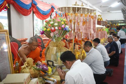 ภาพ No.173728:พิธีทอดกฐิน วัดเขาดินใต้ จ.สระบุรี ในโครงการกฐินสามัคคีทั่วไทย 30,000 วัด บูชาธรรม 80 ปี หลวงพ่อธัมมชโย โดยคณะศิษยานุศิษย์วัดพระธรรมกาย วันที่ 7 พฤศจิกายน พ.ศ. 2567