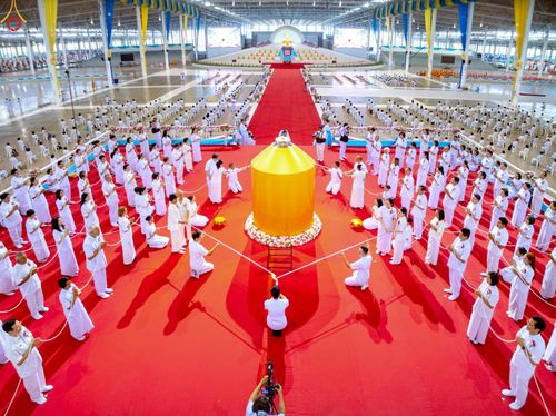 ภาพ No.242510:วันอาทิตย์ที่ 31 สิงหาคม พ.ศ. 2568 งานบุญวันอาทิตย์ พิธีจุดเทียนใจ ไฟนิรันด์ อนันตชัย ณ วัดพระธรรมกาย จ.ปทุมธานี