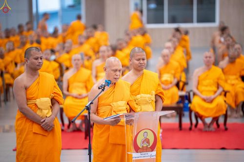 ภาพ No.241743:วันพุธที่ 27 สิงหาคม พ.ศ. 2568 พิธีมอบรางวัลเกียรติยศ แด่สามเณรที่สอบผ่าน โครงการสามเณรทรงปาฏิโมกข์ ปีที่ 3/2568 ณ ค่ายจองแชมป์ หมู่กฏิสามเณรเปรียญธรรม วัดพระธรรมกาย