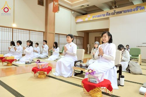 ภาพ No.213410:วันอาทิตย์ที่ 16 มีนาคม พ.ศ. 2568 พิธีบุพเปตพลี, ถวายภัตตาหาร, ปล่อยปลา วัดพระธรรมกายคานากาว่า ประเทศญี่ปุ่น