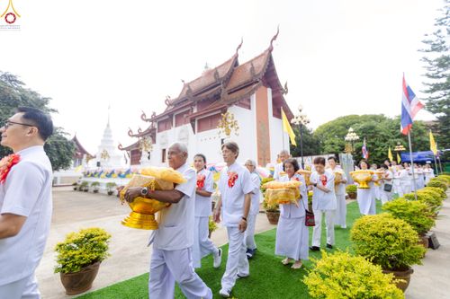 ภาพ No.260264:วันที่ 18 ตุลาคม พ.ศ. 2568 พิธีทอดกฐินสามัคคีทั่วไทย 30,000 วัด โดยคณะศิษยานุศิษย์ บูชาธรรม 81 ปี หลวงพ่อธัมมชโย ณ วัดกิ่วลม ต.บ่อหลวง อ.ฮอด จ.เชียงใหม่