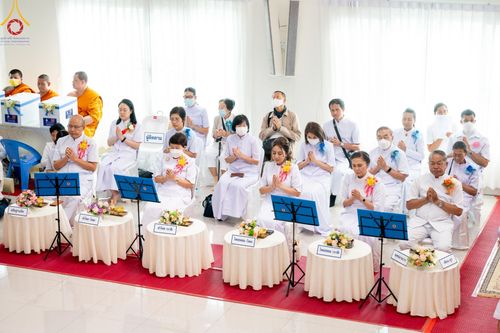 ภาพ No.107282:พิธีเจริญพระพุทธมนต์ ปฏิบัติธรรม มอบทุนการศึกษา ถวายสังฆทาน 140 วัด ณ ศุนย์ปฏิบัติธรรมพระมงคลเทพมุนี อ.สองพี่น้อง จ.สุพรรณบุรี วันเสาร์ที่ 6 มกราคม พ.ศ. 2567