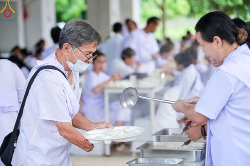 ภาพ No.153814:โครงการอบรมอุบาสก อุบาสิกาแก้ว รุ่นที่ 1 ผู้แทนทอดกฐินสามัคคี 30,000 วัดทั่วไทย ระหว่างวันที่ 6-8 กันยายน พ.ศ. 2567 ณ ธุดงคสถานพิษณุโลก