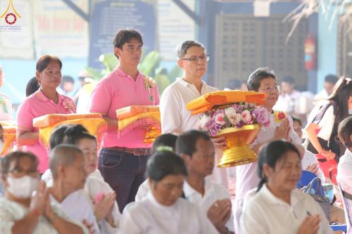 ภาพ No.199236:พิธีทอดผ้าป่าทำนุบำรุงศาสนสถาน ณ วัดลำพญา ตำบลลำพญา อำเภอบางเลน จังหวัดนครปฐม ในโครงการธรรมยาตรา กตัญญูบูชา มหาปูชนียาจารย์ พระมงคลเทพมุนี(สด จนฺทสโร) พระผู้ปราบมาร อนุสรณ์สถาน 7 แห่ง ปีที่ 13 วันที่ 21 มกราคม พ.ศ. 2568