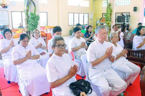 ภาพ No.263666:วันที่ 23 ตุลาคม พ.ศ. 2568 พิธีทอดกฐินสามัคคีทั่วไทย 30,000 วัด โดยคณะศิษยานุศิษย์ บูชาธรรม 81 ปี หลวงพ่อธัมมชโย ณ วัดหัวถนน จ.นครปฐม