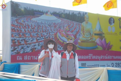 ภาพ No.202944:V.51 สารพัดV สารพัดดี ที่คลองบางนางแท่น ในโครงการธรรมยาตรา กตัญญูบูชา มหาปูชนียาจารย์ พระมงคลเทพมุนี(สด จนฺทสโร) พระผู้ปราบมาร อนุสรณ์สถาน 7 แห่ง ปีที่ 13 ระหว่างวันที่ 2-31 มกราคม พ.ศ. 2568