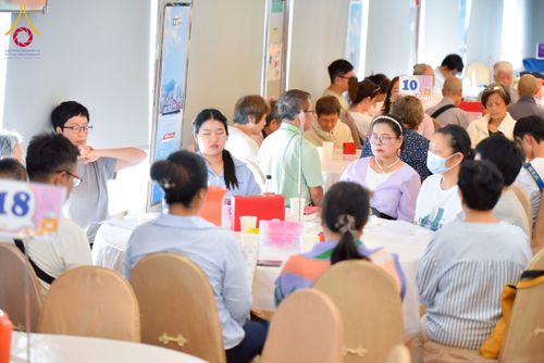 ภาพ No.224820:วันเสาร์ ที่ 10 พฤษภาคม พ.ศ. 2568 วัดพระธรรมกายฮ่องกง จัดพิธีปล่อยปลา บนเรือใหญ่บนอ่าวฮ่องกง และจัดพิธีถวายมหาสังฆทานกลางทะเล ประจำปี 2568 เนื่องในสัปดาห์วิสาขบูชาโลก