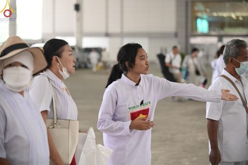 ภาพ No.58203:V.41 เทหมดใจ  ลุยต่อไป ร้อยซาวปี การเตรียมงาน การปฏิบัติงาน และการเก็บงาน ของเจ้าหน้าที่หน่วยงานต่างๆ เพื่อพิธีฉลองอายุวัฒนมงคล 80 ปี หลวงพ่อธัมมชโย และรับถวายมหาสังฆทาน 10,000 กว่าวัดทั่วประเทศ ในวันคุ้มครองโลก จันทร์ที่ 22 เมษายน พ.ศ. 2567