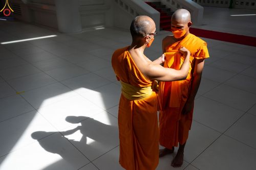 ภาพ No.84185:พิธีขอบรรพชา , พิธีขอสรณคมน์และศีล ,  พิธีรับบาตร , พิธีอุปสมบท ในโครงการบรรพชาอุปสมบทหมู่ธรรมทายาทรุ่นเข้าพรรษา และโครงการบรรพชาสามเณรโรงเรียนนานาชาติ รุ่นที่ 12 ณ โบสถ์พระไตรปิฎก วัดพระธรรมกาย วันที่ 22 กรกฎาคม พ.ศ. 2566