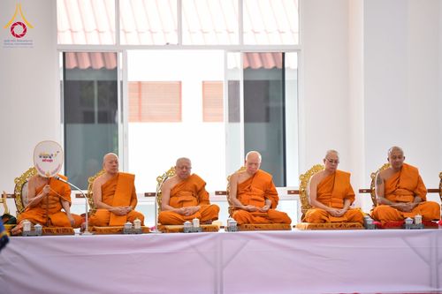 ภาพ No.152473:พิธียกฉัตรขาว 5 ชั้น กางกั้นถวายองค์พระประธาน อาคารปฏิบัติธรรมวัดสายสุวพรรณ ต.คลองสี่ อ.คลองหลวง จ.ปทุมธานี วันเสาร์ที่ 7 กันยายน พ.ศ. 2567