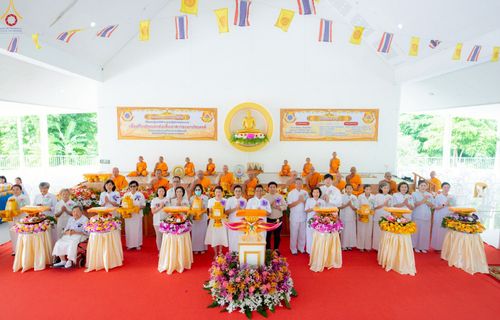 ภาพ No.263568:วันที่ 23 ตุลาคม พ.ศ. 2568 พิธีทอดกฐินสามัคคี เพื่อปรับปรุงและต่อเติมอาคารอเนกประสงค์ และพิธีทอดกฐินสามัคคีทั่วไทย 30,000 วัด ณ ศูนย์ปฏิบัติธรรมโพธารามราชบุรี ตำบลเขาชะงุ้ม อำเภอโพธาราม จังหวัดราชบุรี