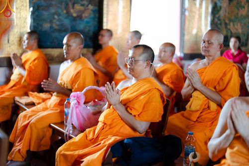 ภาพ No.124041:ผู้รักษาการแทนเจ้าอาวาสวัดมหาจุฬาลงกรณราชูทิศ เมตตาแต่งตั้งให้   “พระมหารณภพ โชติลาโภ” เจ้าอาวาสวัดพระธรรมกายลอนดอน ประเทศอังกฤษ ดำรงตำแหน่งฐานานุกรม ที่ “พระครูวินัยธร” ณ พระอุโบสถกลางน้ำ วัดมหาจุฬาลงกรณราชูทิศ