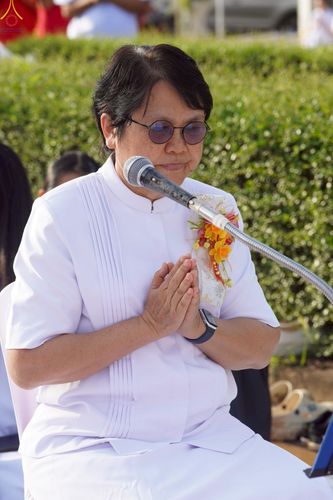 ภาพ No.229827:วันพฤหัสบดีที่ 26 มิถุนายน พ.ศ. 2568 พิธีตักบาตรพระ 1,165 รูป ฉลองก่อตั้งเมืองวานรนิวาส ครบรอบ 164 ปี ณ ถนนวานรนิวาส-อากาศอำนวย อ.วานรนิวาส จ.สกลนคร