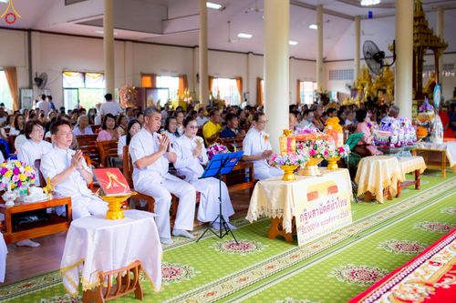 ภาพ No.253110:วันที่ 12 ตุลาคม พ.ศ. 2568 พิธีทอดกฐินสามัคคีทั่วไทย 30,000 วัด โดยคณะศิษยานุศิษย์ บูชาธรรม 81 ปี หลวงพ่อธัมมชโย ณ วัดลำพระยา จ.พระนครศรีอยุธยา