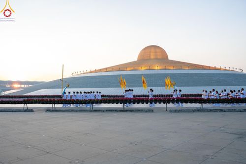 ภาพ No.180515:พิธีบรรพชาอุปสมบท โครงการอุปสมบทบูชาธรรมมหาปูชนียาจารย์ ประจำปีพุทธศักราช 2567 วันเสาร์ที่ 7 ธันวาคมพ.ศ. 2567 ณ วัดพระธรรมกาย จ.ปทุมธานี