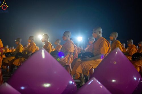 ภาพ No.118442:พิธีตักบาตรพระธรรมยาตรา ปีที่ 12 ณ อนุสรณ์สถานลำดับที่ 5 สถานที่เผยแผ่วิชชาธรรมกายครั้งแรก อนุสรณ์สถานบางปลา จ.นครปฐม วันที่ 25 มกราคม พ.ศ. 2567