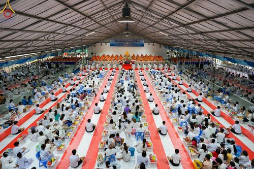 ภาพ No.140820:พิธีตักบาตรพระ 500 รูป ปีที่ 9 ณ ธุดงคสถานล้านนา อำเภอสันทราย จังหวัดเชียงใหม่ วันอาทิตย์ที่ 9 มิถุนายน พ.ศ. 2567