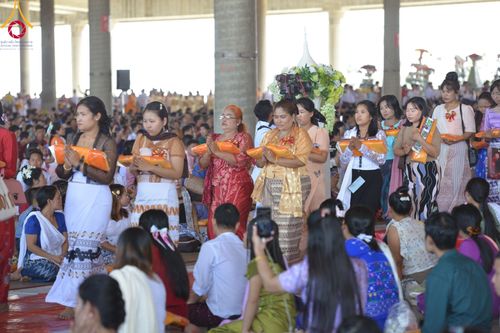 ภาพ No.100017:พิธีทอดผ้าป่า เมียนมาร์ และพิธีสวดธรรมจักร ครั้งที่ 5 ประจำปี พ.ศ. 2566 วันอาทิตย์ที่ 3 ธันวาคม พ.ศ. 2566