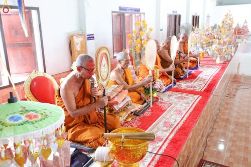 ภาพ No.258219:วันที่ 18 ตุลาคม พ.ศ. 2568 พิธีทอดกฐินสามัคคีทั่วไทย 30,000 วัด โดยคณะศิษยานุศิษย์ บูชาธรรม 81 ปี หลวงพ่อธัมมชโย ณ วัดนอก จ.สุราษฎร์ธานี