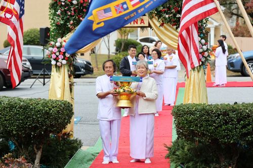 ภาพ No.97878:พิธีทอดกฐินสามัคคี วัดพระธรรมกายจอร์เจีย ประจำปี 2566 วันอาทิตย์ ที่ 12 พฤศจิกายน พ.ศ. 2566 วัดพระธรรมกายจอร์เจีย ประเทศสหรัฐอเมริกา