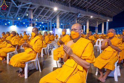 ภาพ No.105190:พิธีฉลองชัยสวดมนต์บทธรรมจักร 6,000,000,000 จบ และสวดมนต์ข้ามปี ณ มหารัตนวิหารคด วัดพระธรรมกาย ในวันที่ 31 ธันวาคม พ.ศ. 2566