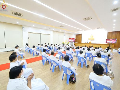 ภาพ No.157538:โครงการ อุบาสกแก้ว อุบาสิกาแก้ว รุ่นที่ 3 ตัวแทนทอดกฐินสามัคคีทั่วไทย 30,000 วัด ระหว่างวันที่ 20-22 กันยายน พ.ศ. 2567 ณ ศูนย์ปฏิบัติธรรมจันทบุรี