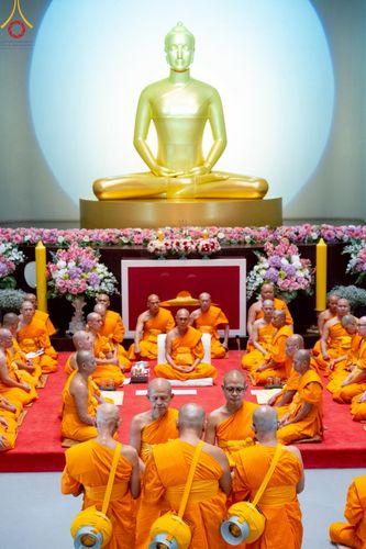 ภาพ No.217434:วันเสาร์ที่ 12 เมษายน พ.ศ. 2568 พิธีอุปสมบท ในโครงการอุปสมบทหมู่ บูชาธรรมหลวงพ่อธัมมชโย, โครงการธรรมทายาท ระดับอุดมศึกษา รุ่นที่ 52 ,  โครงการบวชพระนานาชาติ AEC & WAB CEO รุ่นที่ 4 ณ วัดพระธรรมกาย