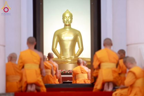 ภาพ No.264745:วันอาทิตย์ที่ 2 พฤศจิกายน พ.ศ. 2568 พิธีกรานกฐิน ณ โบสถ์พระไตรปิฏก วัดพระธรรมกาย จ.ปทุมธานี