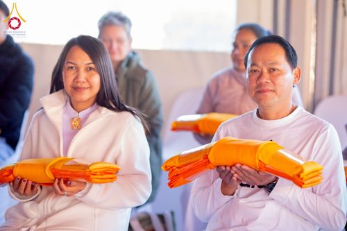 ภาพ No.231624:โครงการบรรพชาอุปสมบทหมู่ครั้งที่ 2 ณ วัดพระธรรมกายโจฮันเนสเบิร์ก ประเทศแอฟริกาใต้ วันอาทิตย์ 29 มิถุนายน พ.ศ. 2568