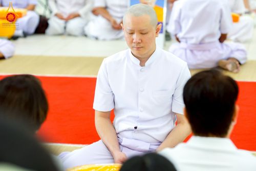 ภาพ No.256165:วันที่ 4 ตุลาคม พ.ศ. 2568 พิธีบรรพชาอุปสมบท  โครงการอุปสมบทหมู่บูชาธรรม 141 ปี  พระมงคลเทพมุนี (สด จนฺทสโร) ณ โบสถ์พระไตรปิฏก วัดพระธรรมกาย จ.ปทุมธานี