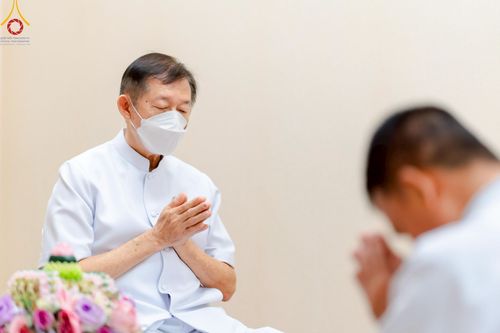 ภาพ No.223125:วันที่ 2 -10 พฤษภาคม พ.ศ. 2568 พิธีตัดปอยผม ปลงผม พิธีขอขมาลาอุปสมบทอุทิศชีวิต ของอุบาสก พิสิทธิ์ หมื่นแกล้ว  ณ วัดพระธรรมกาย