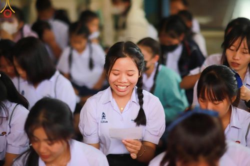 ภาพ No.103433:วันรวมพลังเด็กดี V-Star ผู้นำฟื้นฟูศีลธรรมโลก จังหวัดเชียงรายและจังหวัดพะเยา ณ ศูนย์ปฏิบัติธรรมจังหวัดเชียงราย วันที่ 2 ธันวาคม พ.ศ. 2566