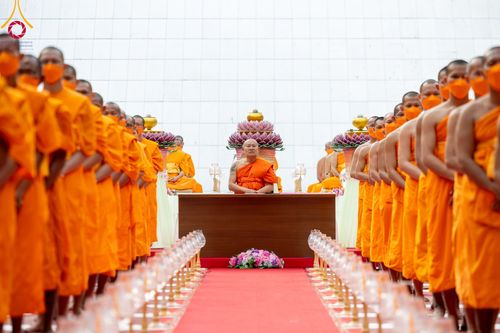 ภาพ No.107093:พิธีจุดประทีปถวายเป็นพุทธบูชา และบูชาธรรมมหาปูชนียาจารย์ ในโครงการธรรมยาตรากตัญญูบูชา มหาปูชนียาจารย์ พระมงคลเทพมุนี(สด จนฺทสโร) พระผู้ปราบมาร  อนุสรณ์สถาน 7 แห่ง ปีที่ 12  วันที่ 6 มกราคม พ.ศ. 2567 ณ อนุสรณ์สถานมหาวิหารพระมงคลเทพมุนี อ.สองพี่น้อง จ.สุพร