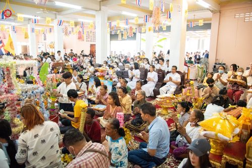 พิธีทอดกฐินสามัคคีทั่วไทย 5,000 วัด ณ วัดเมตารางค์ อ.สามโคก จ.ปทุมธานี วันที่ 26 พฤศจิกายน พ.ศ. 2566